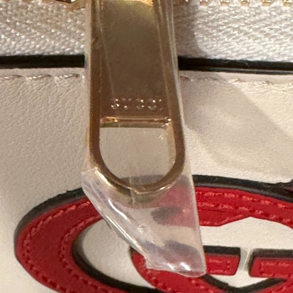 Gucci Interlocking GG Zip Around Wallet in White and Red NEW IN BOX HOST PIC! - Picture 6 of 8